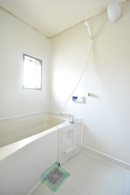 ��ʌ��������܎s�k��������Q���ڂ̃A�p�[�g�̃o�X