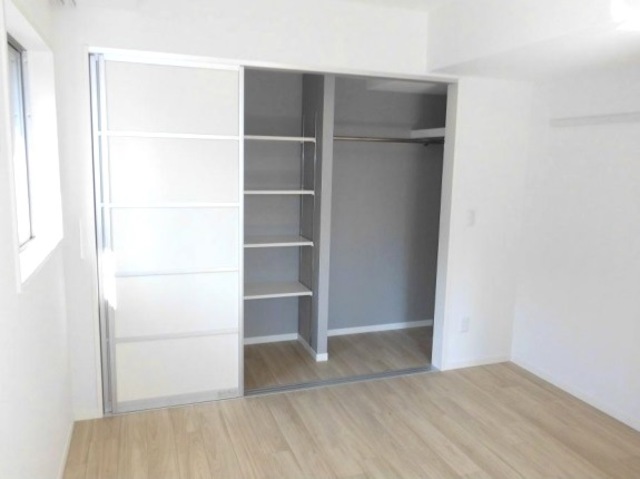 ��ʌ��������܎s��{��g�~���S���ڂ̃}���V�����̎��[