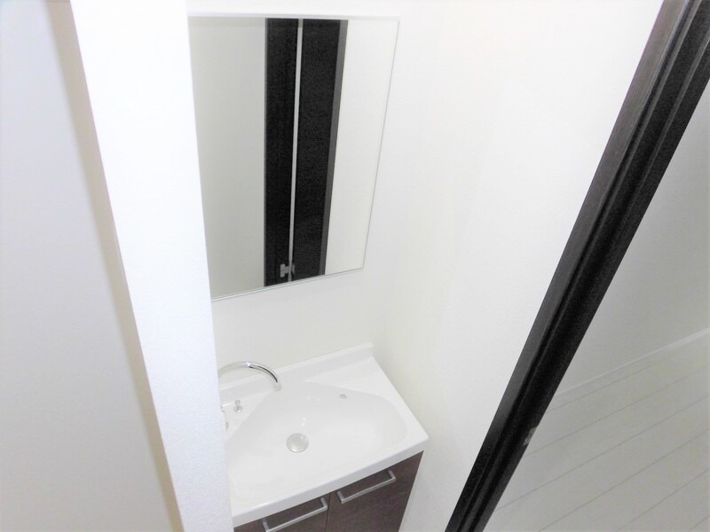 ��ʌ��������܎s�΋�厚��Ԗ؂̃A�p�[�g�̐��ʏ�