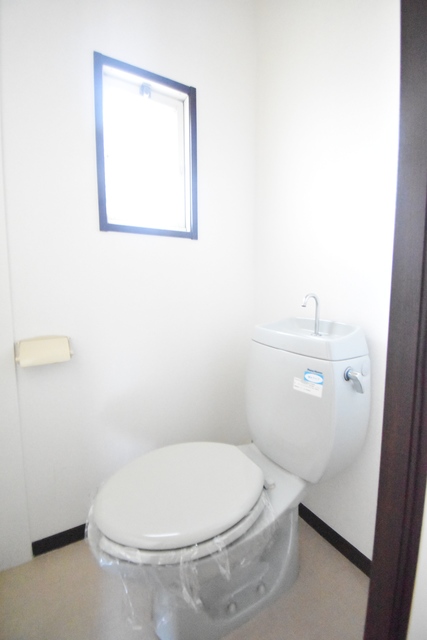 ��ʌ��������܎s�k��������Q���ڂ̃A�p�[�g�̃g�C��