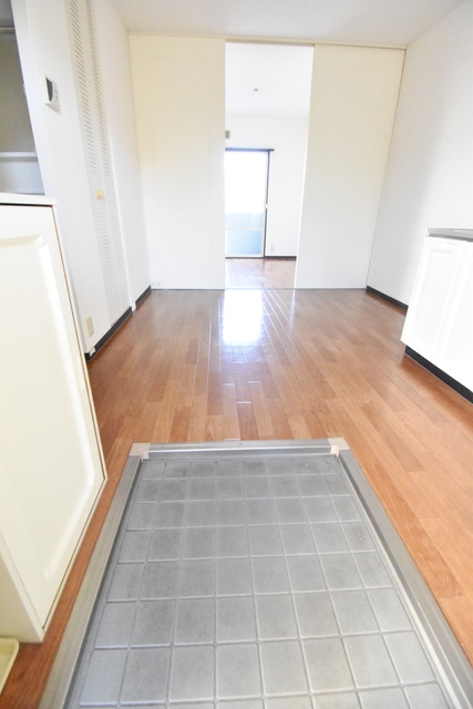 ��ʌ��������܎s�k��������Q���ڂ̃A�p�[�g�̌���