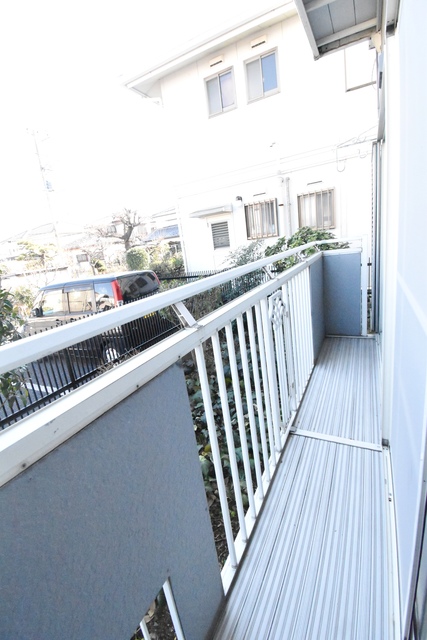 ��ʌ��������܎s�k��������Q���ڂ̃A�p�[�g�̃o���R�j�[