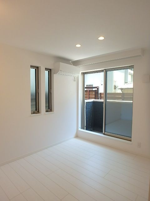 ��ʌ��������܎s����厚�w��̃A�p�[�g�̂��̑������E�X�y�[�X