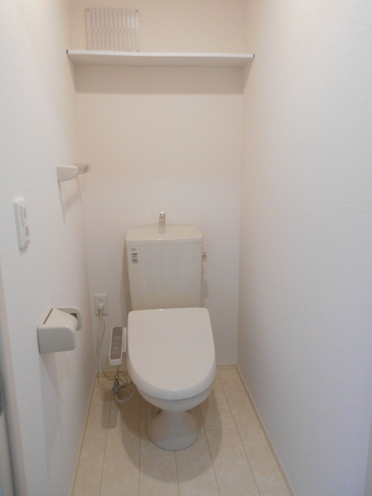 ��ʌ��z�J�s��z�J�R���ڂ̃}���V�����̃g�C��