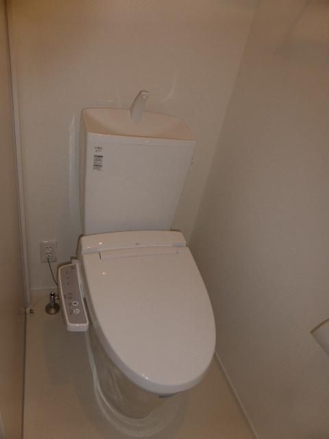 ��ʌ�����s�̉ƂP���ڂ̃A�p�[�g�̃g�C��