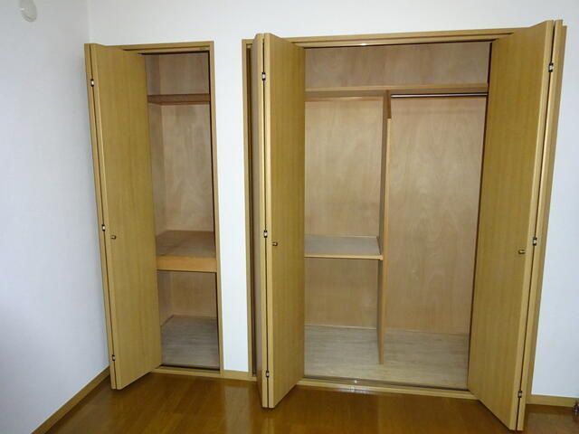 ��ʌ�����s�厚�����̃A�p�[�g�̎��[