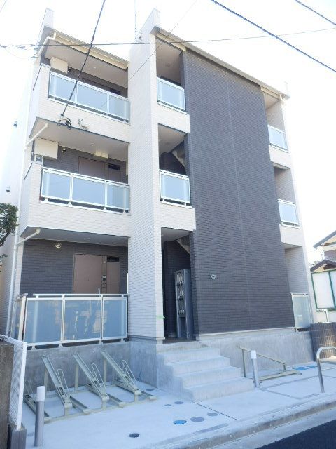 ��ʌ��������܎s��{��V�����P����592-2�̃}���V�����̌����O��