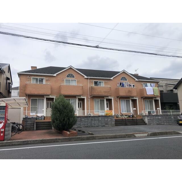 ��ʌ�����s���s�o�H�T���ڂ̃A�p�[�g�̌����O��