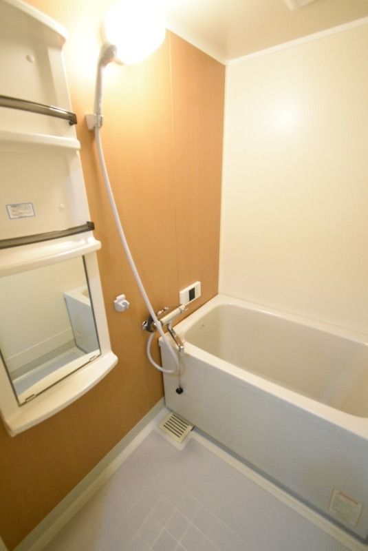 ��ʌ��������܎s������V�����S���ڂ̃A�p�[�g�̃o�X