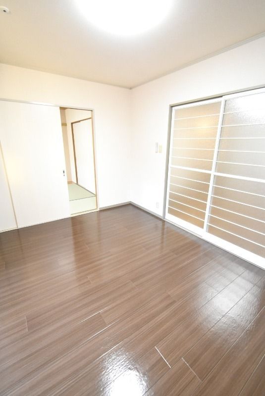 ��ʌ��������܎s������V�����S���ڂ̃A�p�[�g�̂��̑������E�X�y�[�X