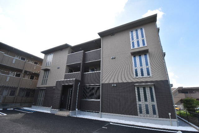 ��ʌ��������܎s��{��O���P���ڂ̃A�p�[�g�̌����O��