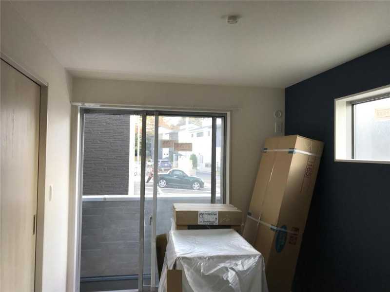 ��ʌ��������܎s�΋�厚����c�̃A�p�[�g�̋��ԁE���r���O