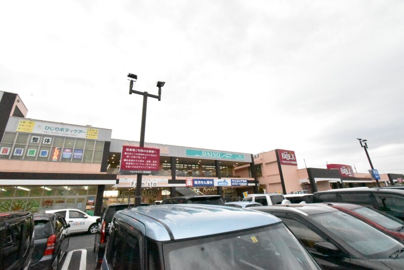 ��ʌ������s���U���ڂ̃A�p�[�g�̎���