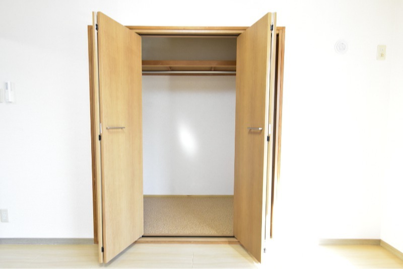 ��ʌ��������܎s�k��{�����Q���ڂ̃A�p�[�g�̎��[