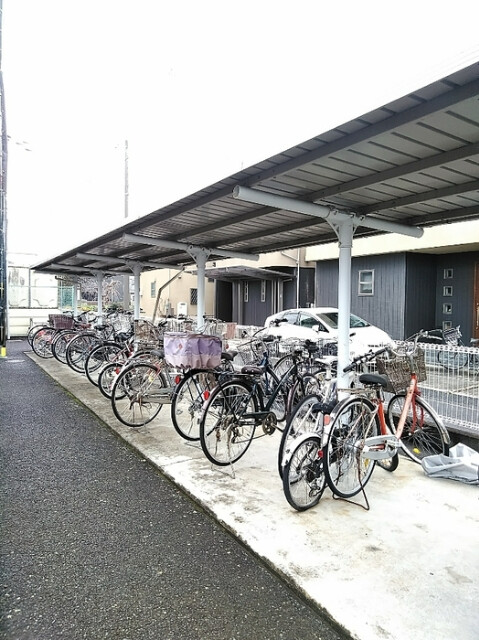 ��ʌ��������܎s�k��{�����Q���ڂ̃A�p�[�g�̂��̑�