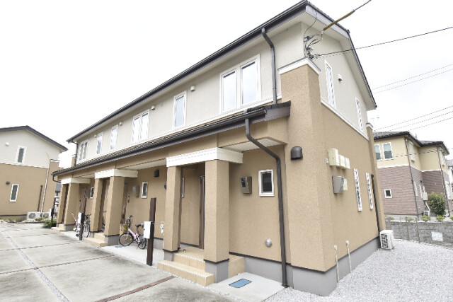 ��ʌ��������܎s���搼��{�P���ڂ̃e���X�n�E�X�̌����O��