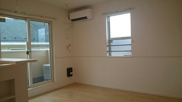 ��ʌ�����s�厚�O��h�̃A�p�[�g�̋��ԁE���r���O