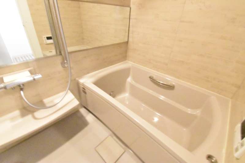 ��ʌ��z�J�s�z���J�R���ڂ̃}���V�����̃o�X