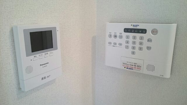 ��ʌ�����s�厚�O��h�̃A�p�[�g�̂��̑�