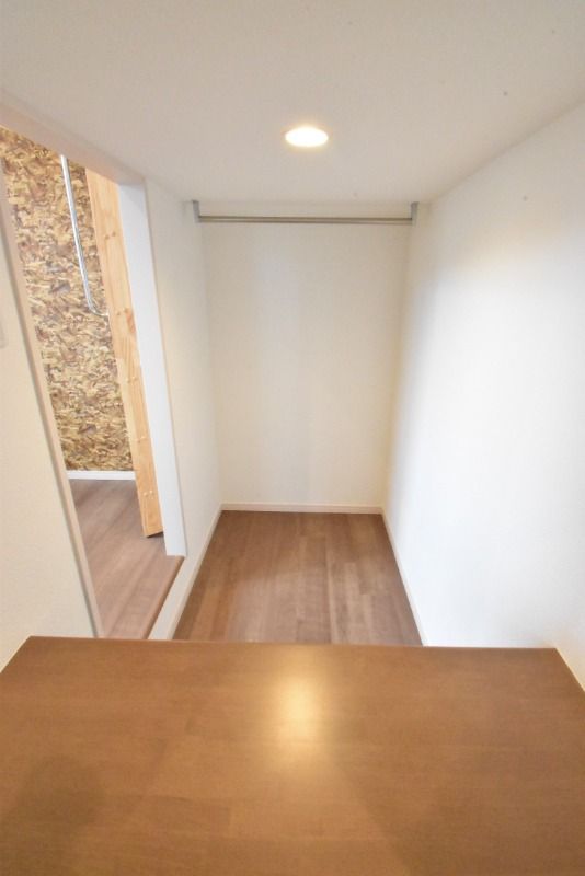 ��ʌ��z�J�s�z���J�R���ڂ̃}���V�����̂��̑������E�X�y�[�X