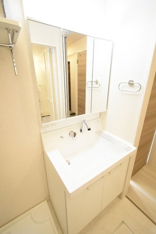 ��ʌ��������܎s�������a�c���P���ڂ̃A�p�[�g�̐��ʏ�