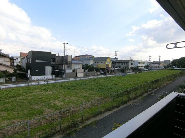 ��ʌ��������܎s�����擌��{�R���ڂ̃A�p�[�g�̃o���R�j�[