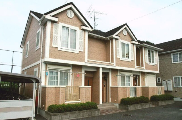 ��ʌ�����s�厚���~�J�̃A�p�[�g�̌����O��