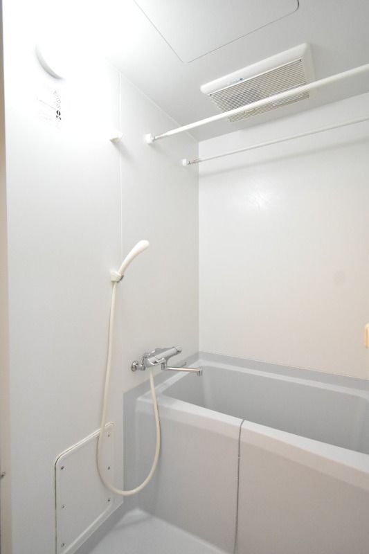 ��ʌ��������܎s������{�����R���ڂ̃A�p�[�g�̃o�X