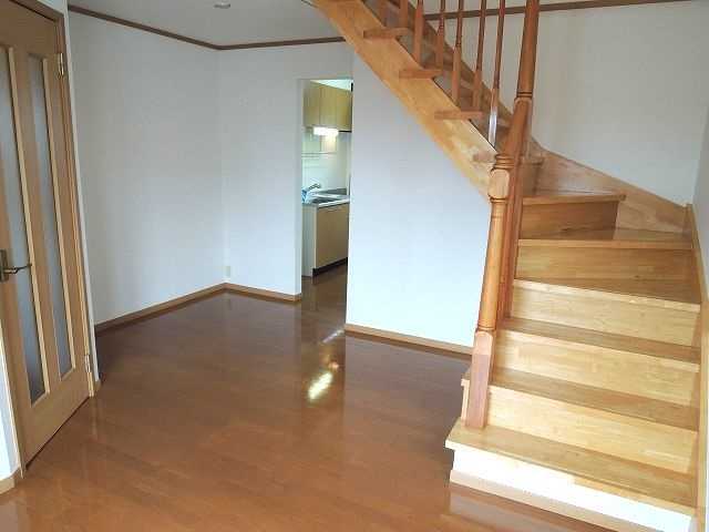 ��ʌ�����s�厚���~�J�̃A�p�[�g�̂��̑������E�X�y�[�X