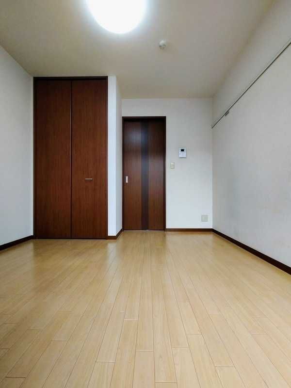 ��ʌ��������܎s������{�����R���ڂ̃A�p�[�g�̂��̑������E�X�y�[�X