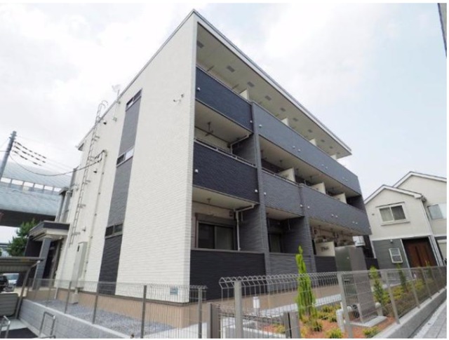 ��ʌ������s�����Q���ڂ̃A�p�[�g�̌����O��