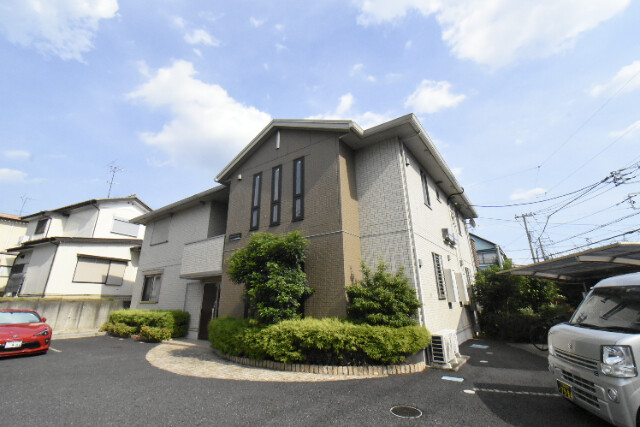 ��ʌ��������܎s�����擌��{�P���ڂ̃A�p�[�g�̌����O��