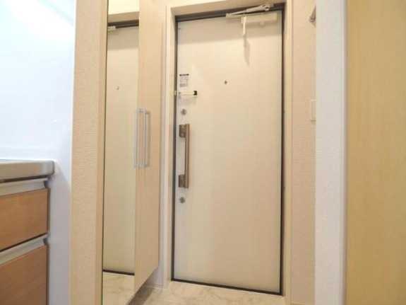 ��ʌ������s�����Q���ڂ̃A�p�[�g�̌���