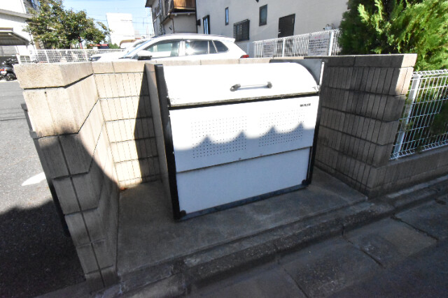 ��ʌ��������܎s�΋�厚�����̃A�p�[�g�̂��̑�