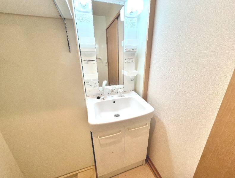 ��ʌ��������܎s�����擌��{�P���ڂ̃A�p�[�g�̐��ʏ�