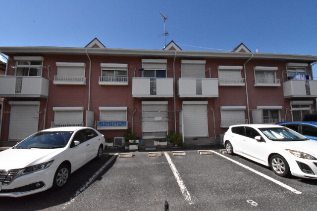 ��ʌ�����s�厚���s���̃A�p�[�g�̌����O��