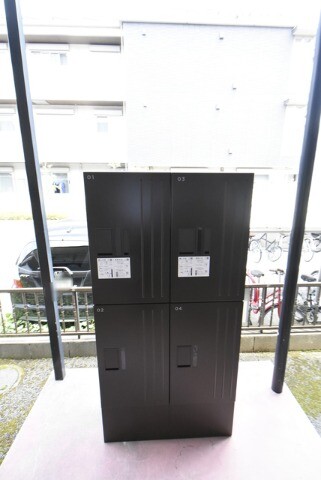 ��ʌ�����s�˒˂S���ڂ̃A�p�[�g�̂��̑�