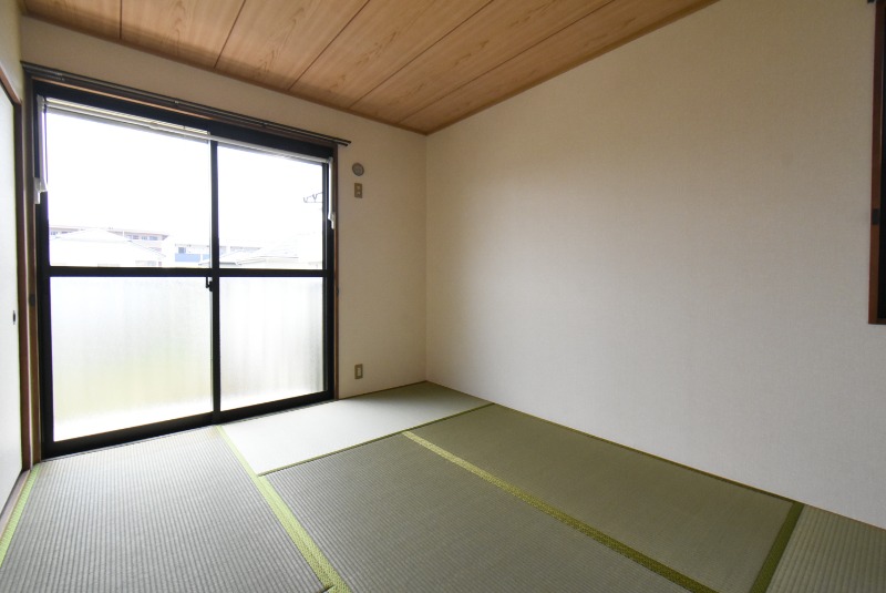 ��ʌ�����s�˒˂S���ڂ̃A�p�[�g�̂��̑�