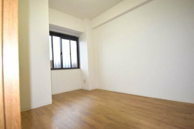 ��ʌ�����s�k����Q���ڂ̃}���V�����̂��̑������E�X�y�[�X