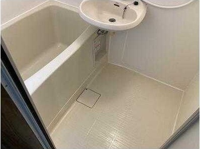 ��ʌ������s���v��̃A�p�[�g�̃o�X