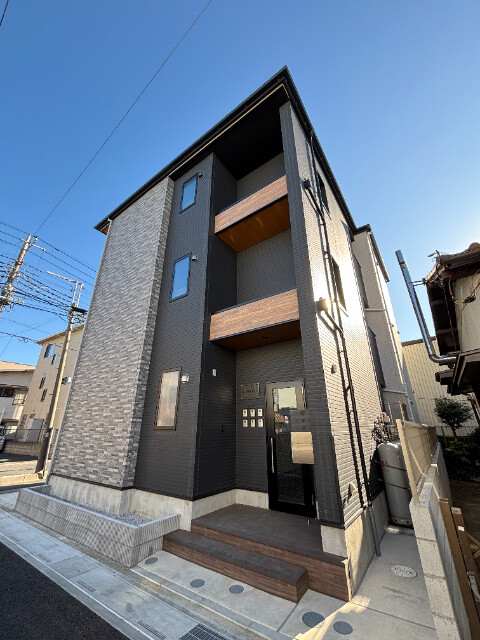 ��ʌ��������܎s�����擌��{�U���ڂ̃A�p�[�g�̌����O��