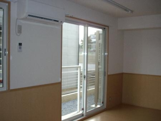 ��ʌ�����s�厚�����̃A�p�[�g�̋��ԁE���r���O