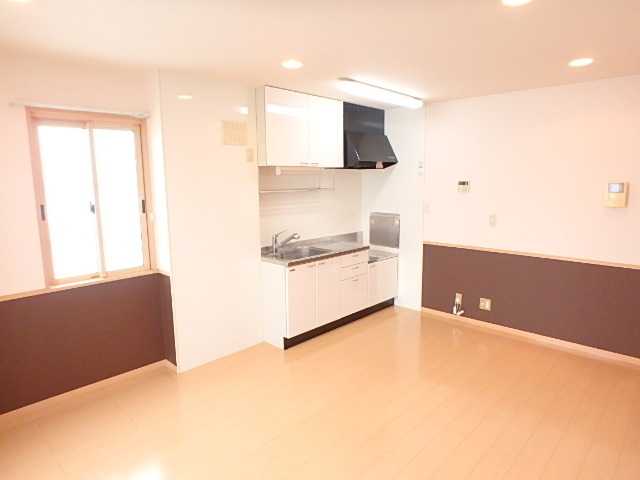 ��ʌ��������܎s�k��{�����̃A�p�[�g�̋��ԁE���r���O