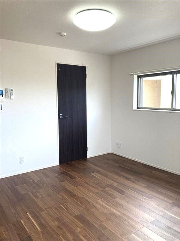 ��ʌ������s�������̃A�p�[�g�̋��ԁE���r���O