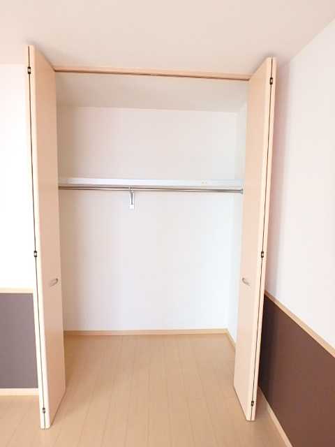 ��ʌ��������܎s�k��{�����̃A�p�[�g�̎��[