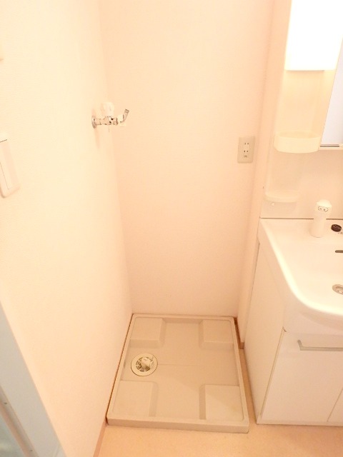 ��ʌ��������܎s�k��{�����̃A�p�[�g�̂��̑�