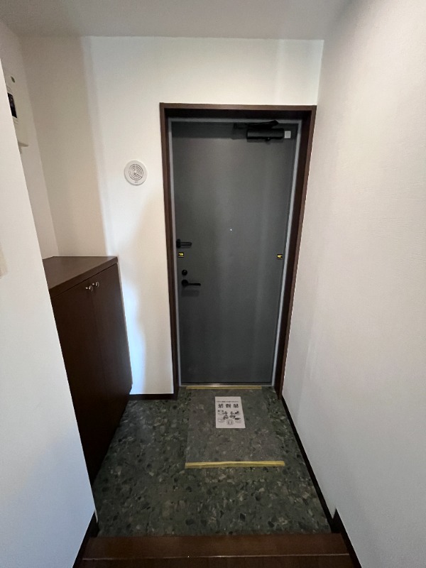 ��ʌ������s�V�����S���ڂ̃}���V�����̌���