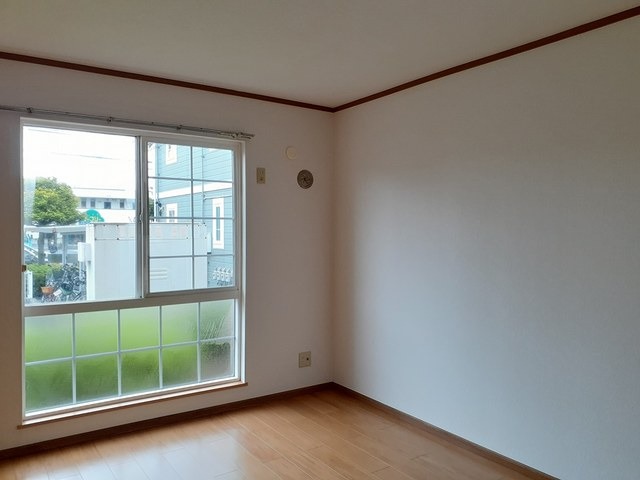 ��ʌ������s���W���ڂ̃A�p�[�g�̂��̑������E�X�y�[�X