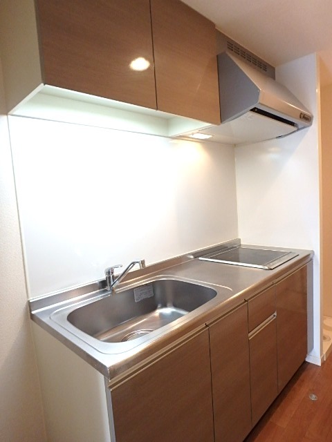 ��ʌ��������܎s��{��听���R���ڂ̃A�p�[�g�̃L�b�`��