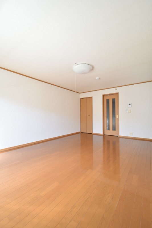 ��ʌ��������܎s����O���U���ڂ̃A�p�[�g�̋��ԁE���r���O